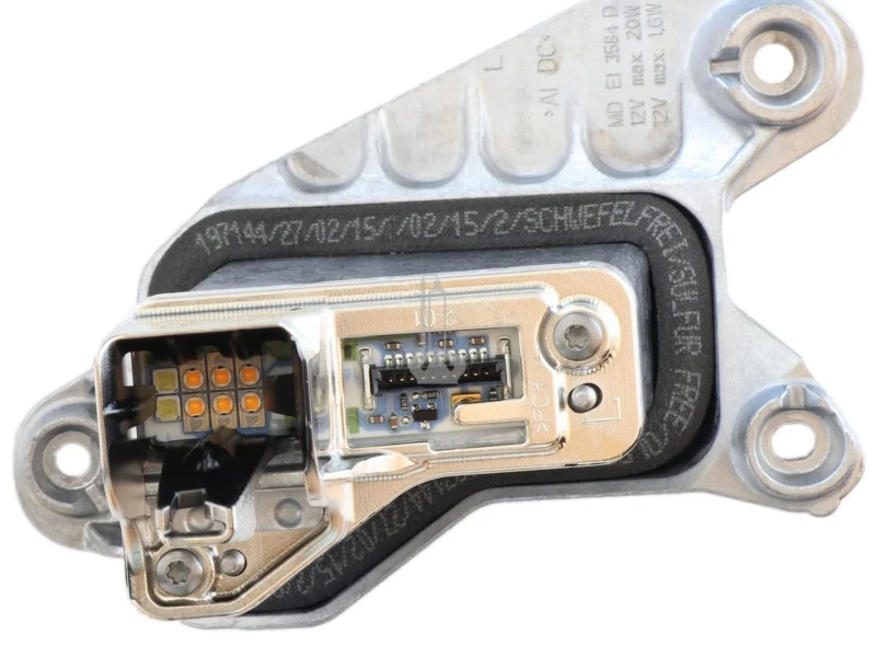 Module led de clignotant gauche 7352553 bmw f10/ f11 lci